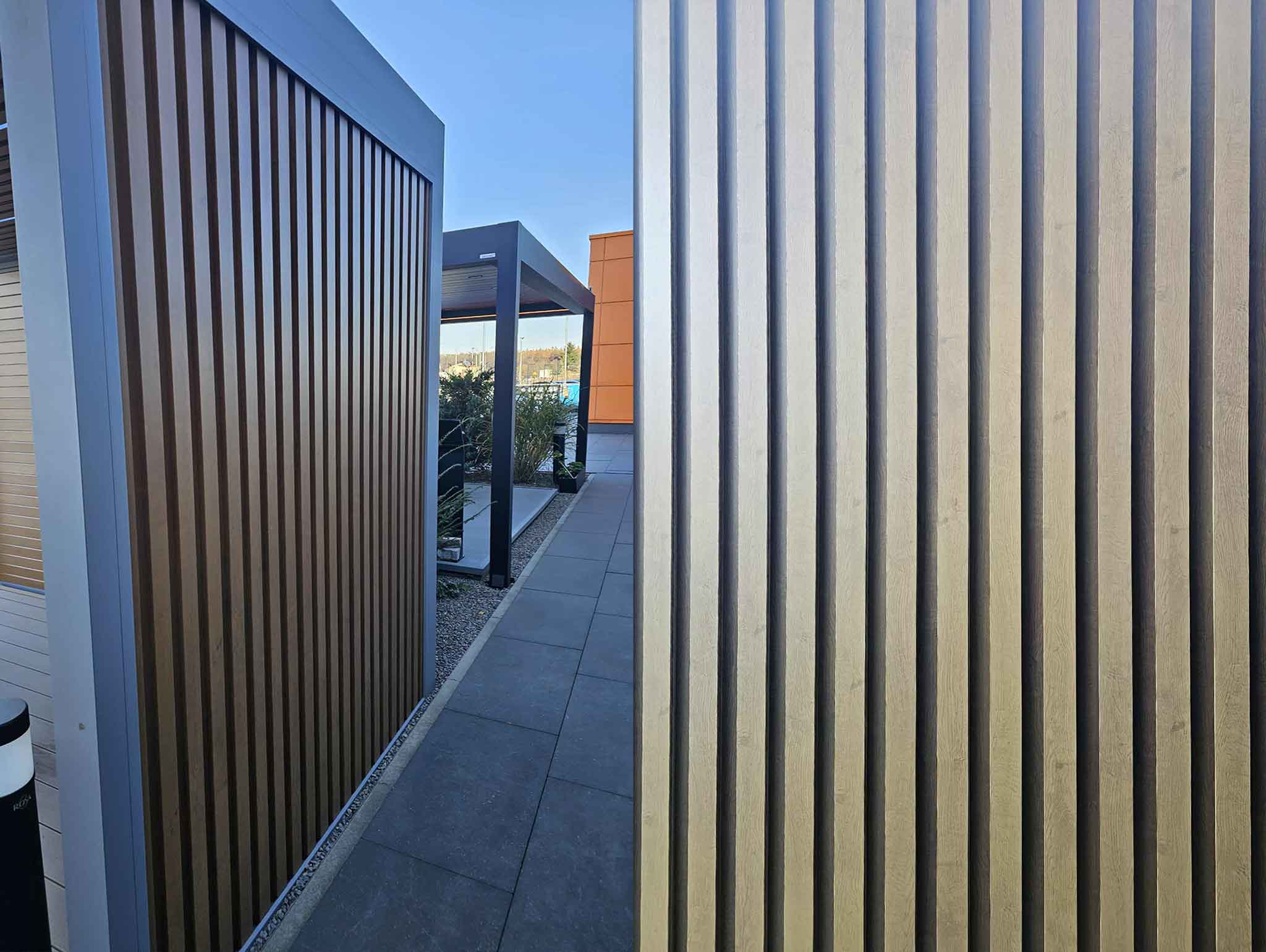 e4492bac-877a-4df0-8bed-0576a85b3213-scaled-e1766252417697f